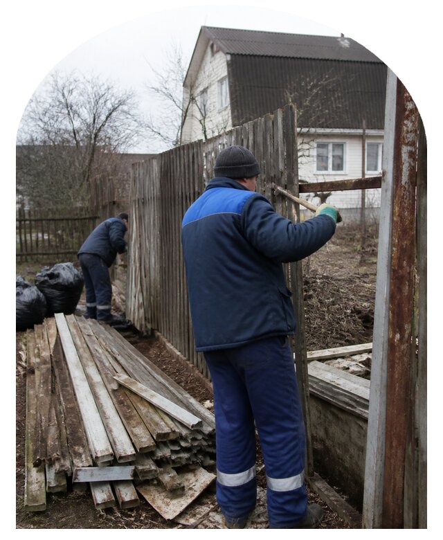 Демонтаж забора в Уссурийске по цене от 4640 р. | Метпроект-Сср